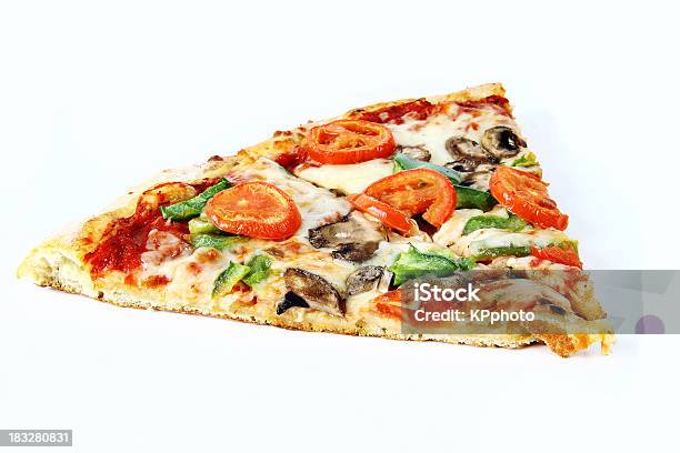 ベジタリアンピザスライス - おやつのストックフォトや画像を多数ご用意 - おやつ, イタリア, カットアウト