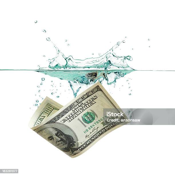 Dinero Se Pierde Foto de stock y más banco de imágenes de Agua - Agua, Ahogarse, Billete de banco