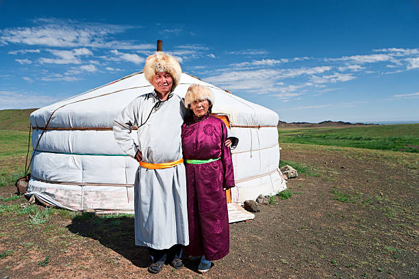 istock Mongolian couple in national clothing 183281203