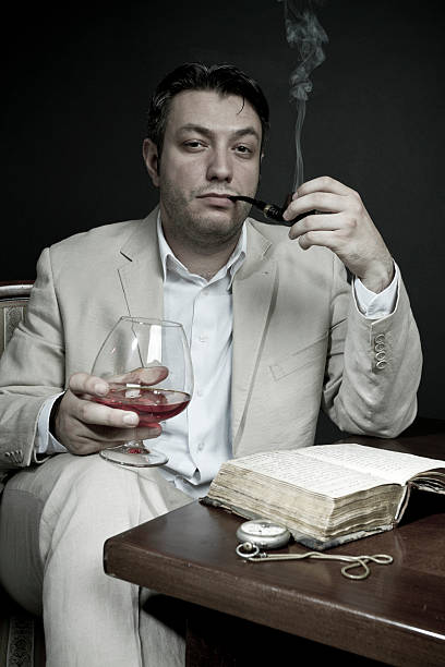 istock Antiques dealer 183281769