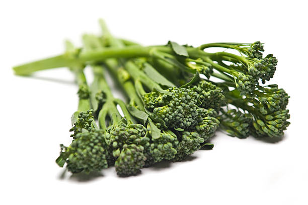 brócolos spears - broccoli raab imagens e fotografias de stock