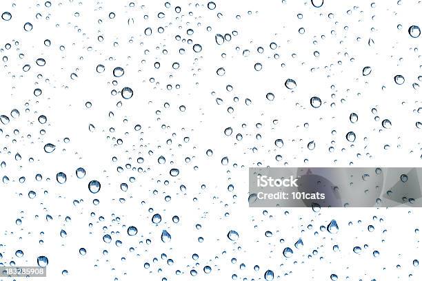 Gotas De Chuva - Fotografias de stock e mais imagens de Gota - Líquido - Gota - Líquido, Água, Fundo Branco