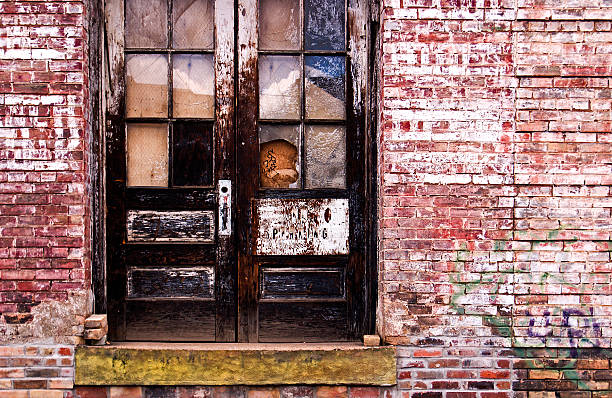 Urban Grunge Old building crud stock pictures, royalty-free photos & images