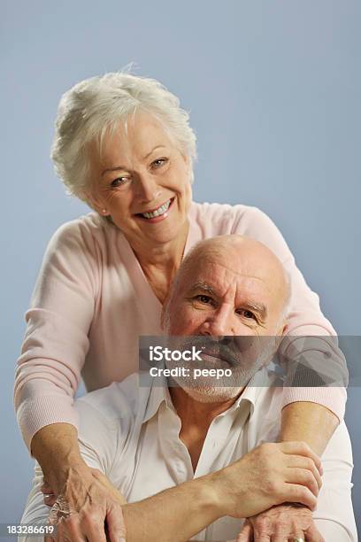 Pareja Mayor Foto de stock y más banco de imágenes de Estilos de vida - Estilos de vida, Interior, Pareja madura