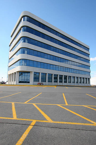 modernas oficinas ejecutivas - office park office building medical building industrial building fotografías e imágenes de stock