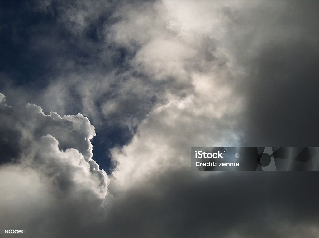 Absoluta serenidade: Sol e nuvens - Royalty-free Ao Ar Livre Foto de stock