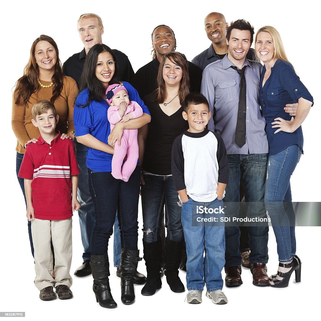 Zróżnicowana grupa szczęśliwych ludzi, pełne ciała, na białym tle - Zbiór zdjęć royalty-free (Białe tło)