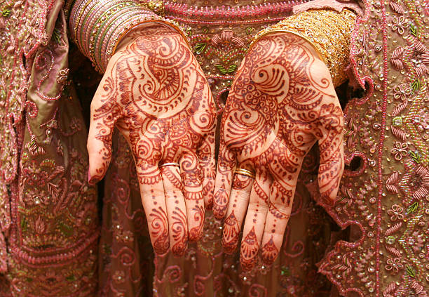 Henna - Mehndi Asian Bridal Henna - intricate designs from Indian and Islamic art.  Henna by Asma Meer. henna stock pictures, royalty-free photos & images