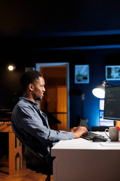 Handling Information Computer 2,000+ Handling Information Stock Photos, Pictures & Royalty-Free ...