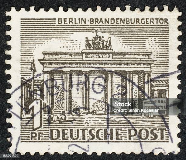 Deutsche Briefmarke Stockfoto und mehr Bilder von Altertümlich - Altertümlich, Antiquität, Brandenburger Tor