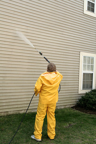 30+ Pressure Washing Siding Stock Photos, Pictures & Royalty-Free Images - iStock
