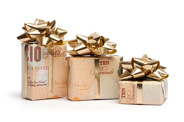 istock Gift of money 183292054