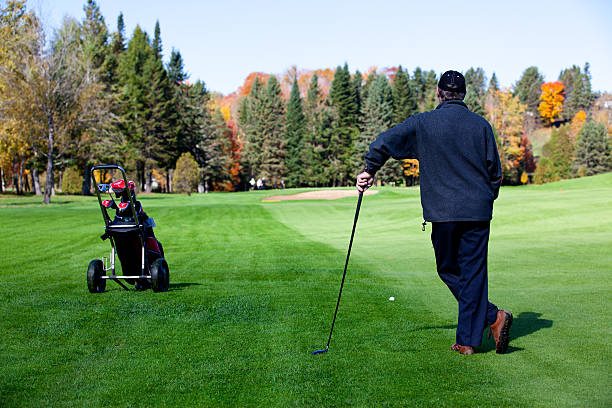 istock Golf Player in Action in Autumn 183292166