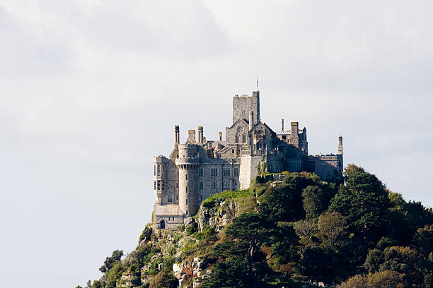 istock St Michael's Mount on the coast of Cornwall 183293830