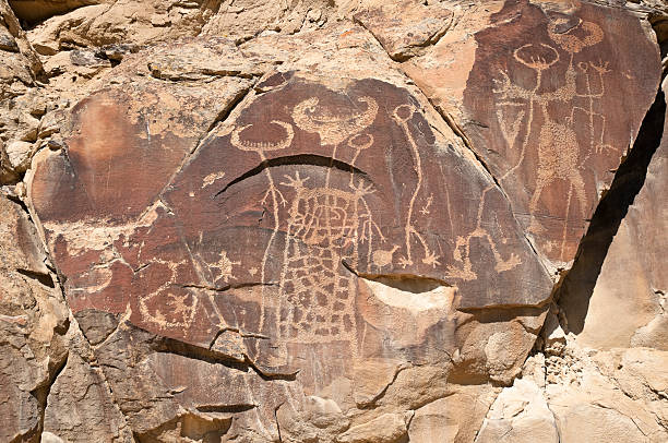 istock Many Petroglyphs on a Rock in Wyoming 183294087