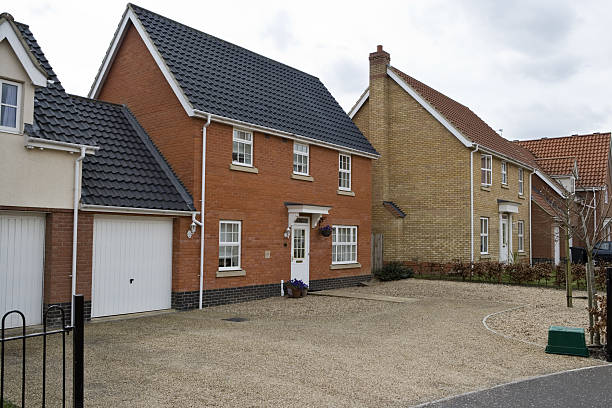 istock Modern English Surburban House 183294794
