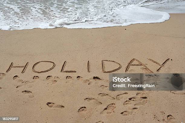 Férias Na Praia - Fotografias de stock e mais imagens de Admiração - Admiração, Algarve, Areia