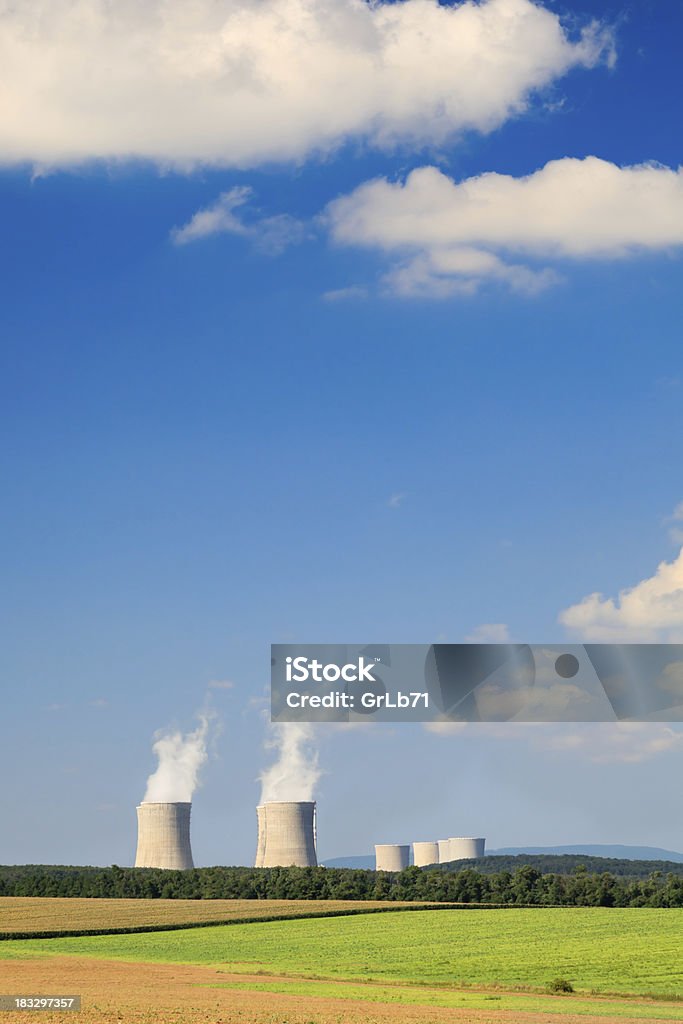 Central Nuclear - Foto de stock de Aire libre libre de derechos