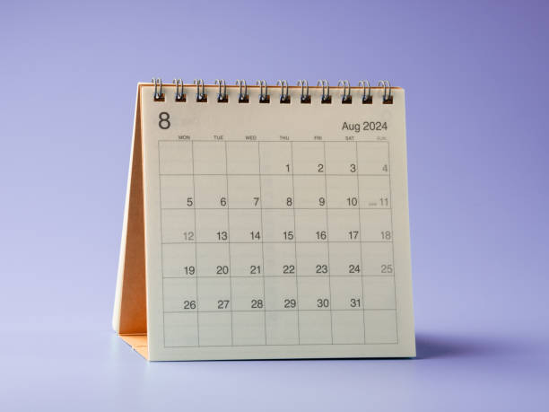 istock Desktop calendar, year 2024, month of August 1832974681