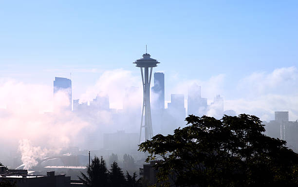istock Seattle WA. in the Morning 183298620