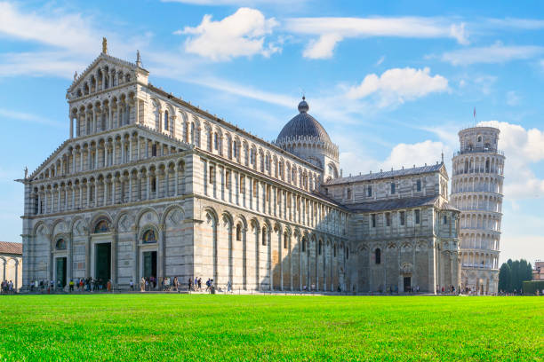 Wonderful architecture of Pisa Wonderful architecture on the Square of Miracles in Pisa, Italy pisa leaning tower of pisa tower famous place stock pictures, royalty-free photos & images