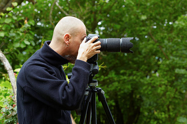 istock wildlife photographer 183299056