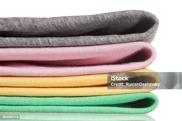 Foto de Camisetas Abstrato e mais fotos de stock de Pilha - Arranjo - Pilha - Arranjo, Roupa de Esportes, Poliéster