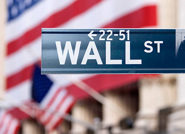 istock Wall Street-Street Sign 183301348