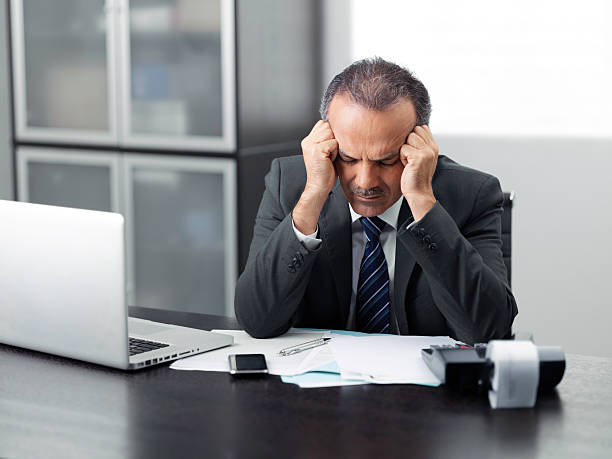 istock Worried businessman 183301599
