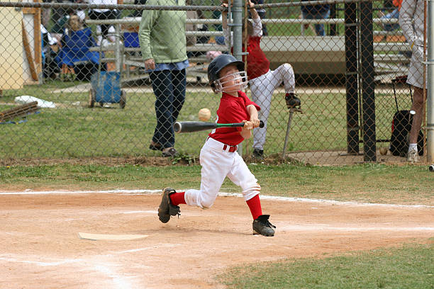 little league masa empanada - baseball base conspiracy small fotografías e imágenes de stock