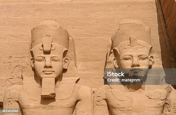 Dois Kings - Fotografias de stock e mais imagens de Egito - Egito, Criança, Pirâmide - Estrutura construída