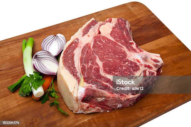 Foto de Rib Steak Filé Grelhado Com Legumes e mais fotos de stock de Bife - Bife, Carne, Carne de Vaca