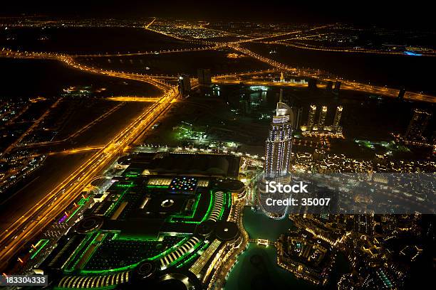 Dubai Vista Aérea - Fotografias de stock e mais imagens de Ao Ar Livre - Ao Ar Livre, Arquitetura, Arranha-céu