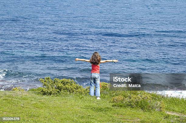 Kostenlos Stockfoto und mehr Bilder von Blau - Blau, Ein Mädchen allein, Eine Person