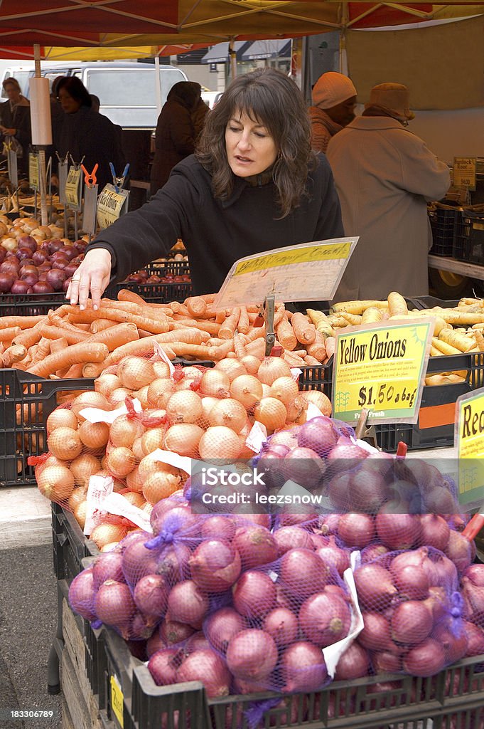 Compras ao ar livre, o Farmer's Market - Foto de stock de Canto royalty-free