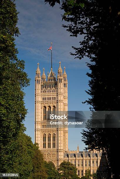 Palace Of Westminster London Stockfoto und mehr Bilder von Architektur - Architektur, Baum, Blatt - Pflanzenbestandteile