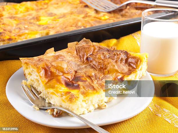 Käsekuchen Stockfoto und mehr Bilder von Buttermilch - Buttermilch, Dessertpasteten, Ansicht aus erhöhter Perspektive