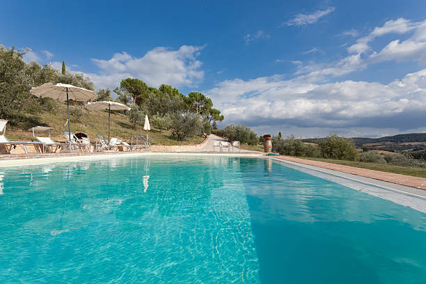 istock Private swimming pool in Tuscany 183320103