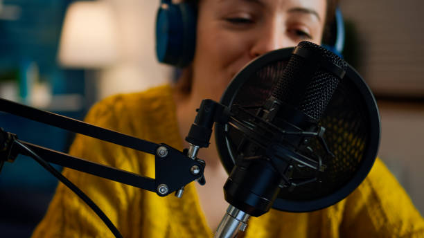 istock Creative show vlogger presenter recording sound 1833203072