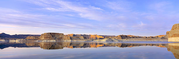 istock Lake Powell Arizona USA 183320894
