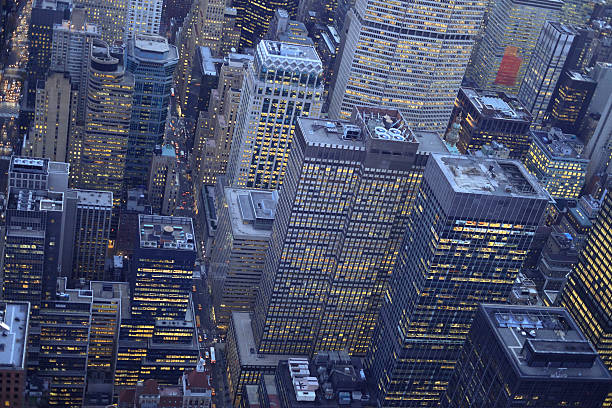 istock Busy offices, New York 183321657