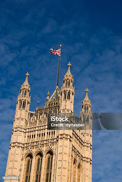 Palazzo Di Westminster Londra - Fotografie stock e altre immagini di Ambientazione esterna - Ambientazione esterna, Architettura, Bandiera