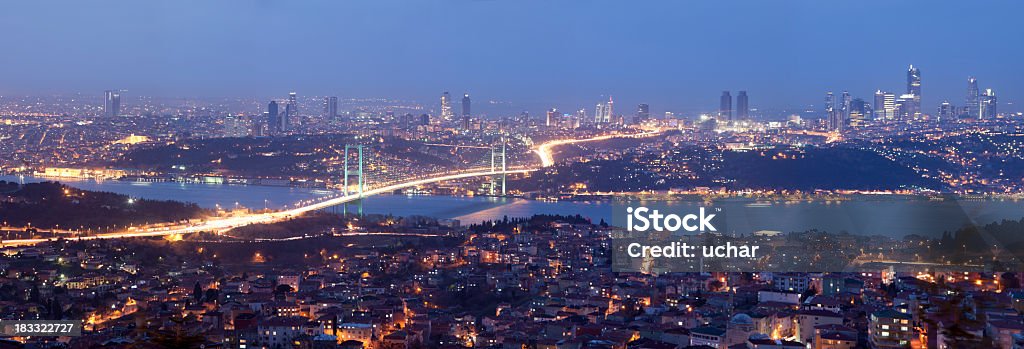 Notte a istanbul - Foto stock royalty-free di Istanbul