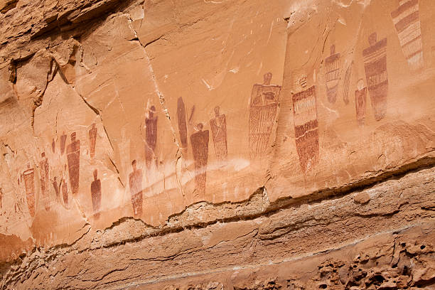 istock Horseshoe Canyon Petroglyph Panel and Sandstone Wall 183326809