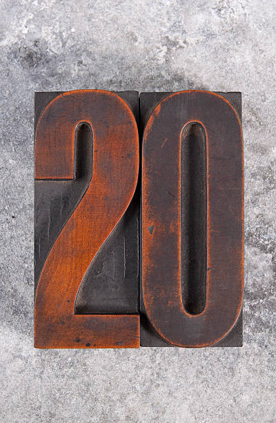 número 20 - letterpress special wood text fotografías e imágenes de stock