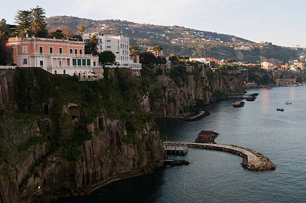 istock Sorrento coast - Napoli -Italy 183329950
