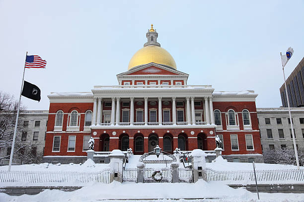 istock Massachusetts Statehouse in Winter 183330745
