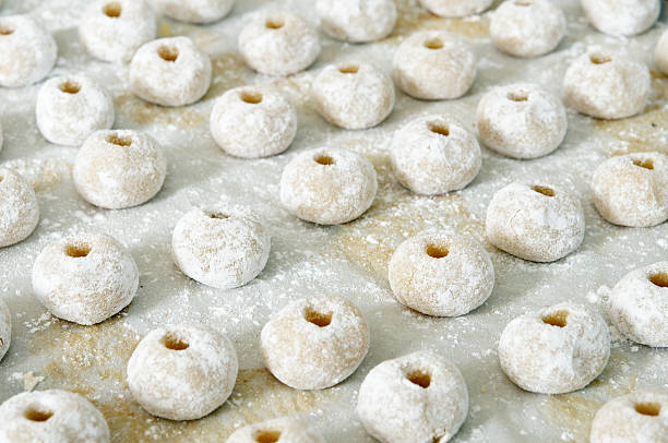 istock Italian Raw Cookies 183331969