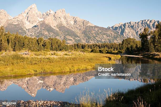 Teton Odbicie - zdjęcia stockowe i więcej obrazów Bez ludzi - Bez ludzi, Fotografika, Góra