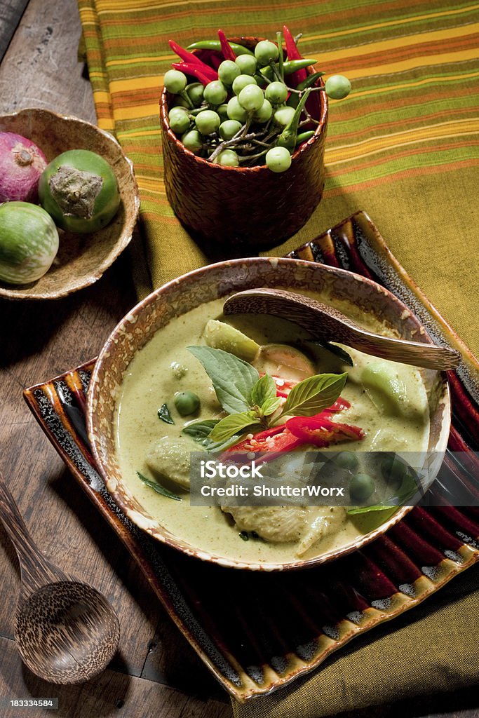 Curry verde tailandese con pollo - Foto stock royalty-free di Tailandia